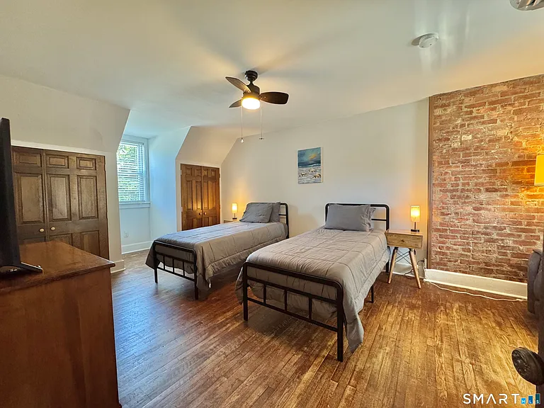 69 Morse Ave — Photo 21