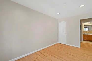 Rented by Nest Seekers International