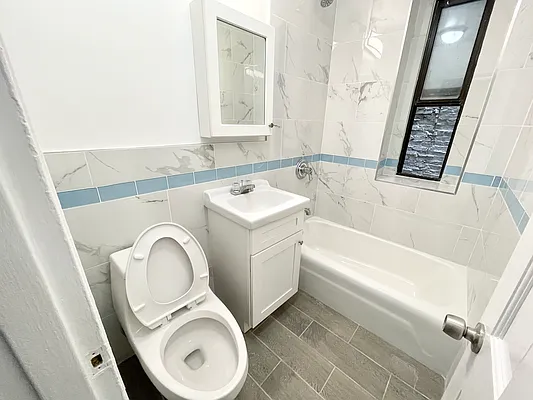 Rented by MOTION New York | media 8