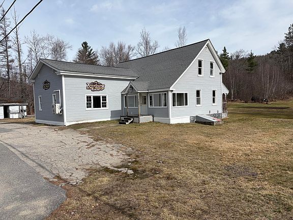 2nd image of 1881 Roxbury Road