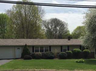 4 Gregory Rd, Wallingford, CT 06492