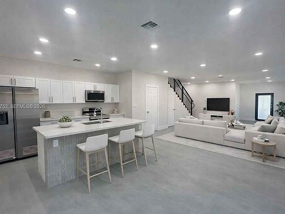 4th image of 1123 NW 25th St #0