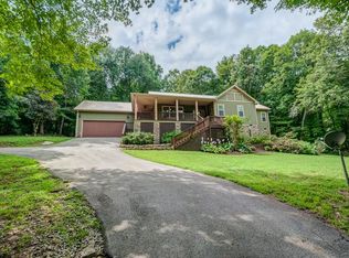 1457 Center Star Rd, Columbia, TN 38401