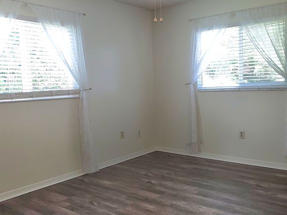 5th image of 6311 SW 106th Pl