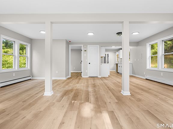 4th image of 48 Washburn Avenue