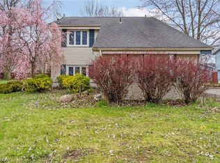 1732 Abbe Rd S, Elyria, OH 44035