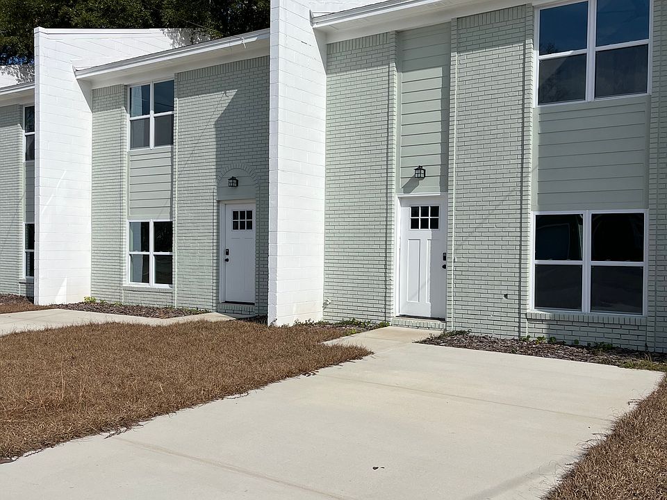 1st image of 370 S C St #370