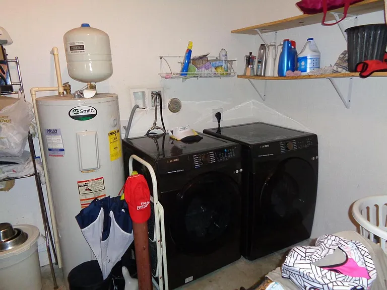 2626 Webb Ave #2626 — Photo 7