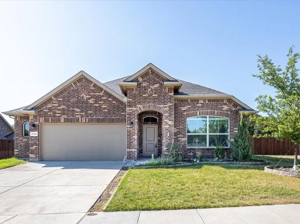 1734 Swale Ln, Granbury, TX 76049