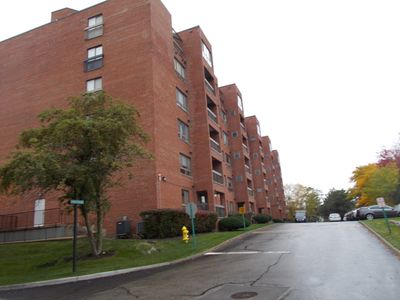 701 Forum Sq UNIT 102, Glenview, IL, 60025