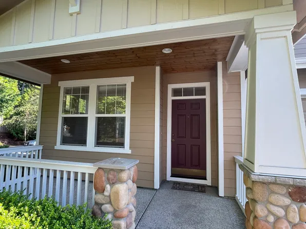 24121 SE 21st St, Sammamish, WA 98075