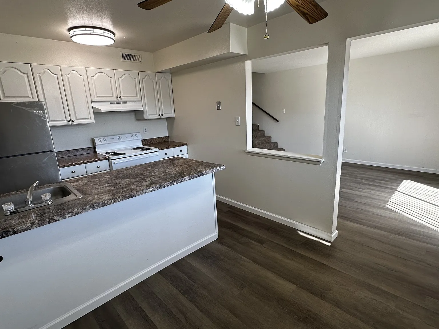 Coronado Townhomes - 11 — Photo 1