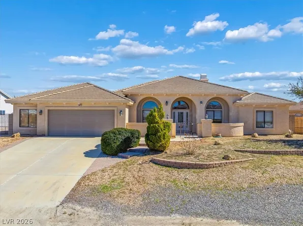 6841 Longmeadow Dr, Pahrump, NV 89061