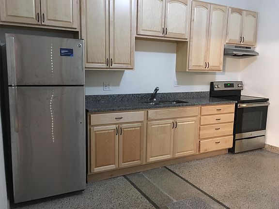 2nd image of 409 N Broadway APT 12