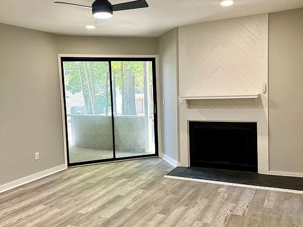 4425 Sharon Chase Dr APT A, Charlotte, NC 28215