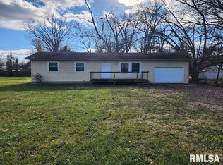 703 Brickyard Rd, Mount Vernon, IL 62864