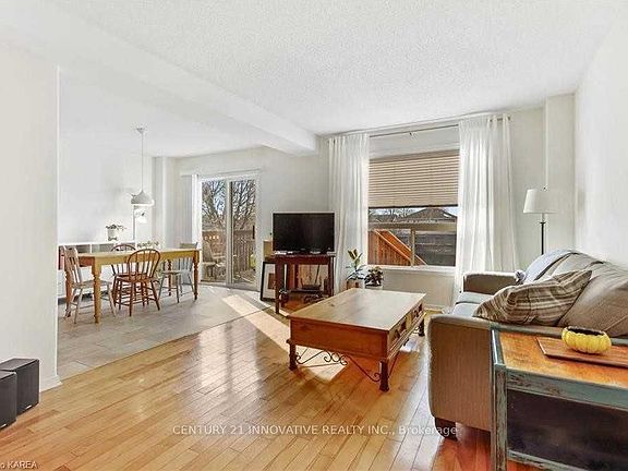 5th image of 458 Freeman Cres E