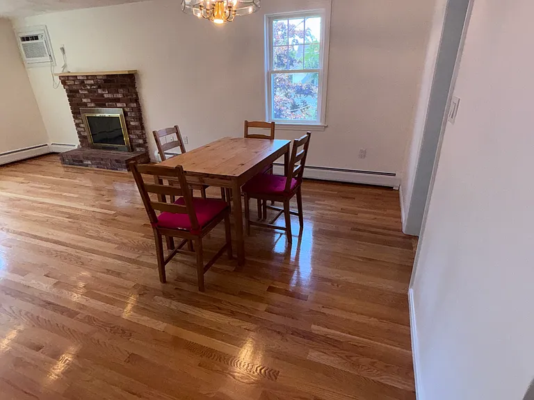 46 Marlboro St — Photo 11