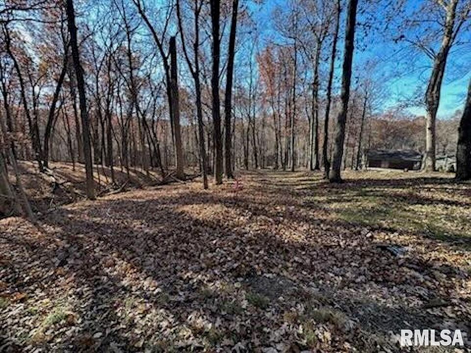 2nd image of 1823-1825 Tanglewood Dr