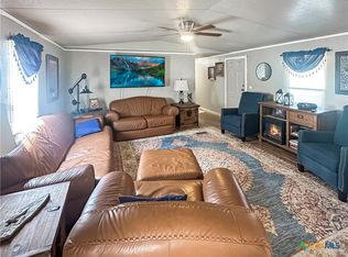495 County Road 131, Hallettsville, TX 77964
