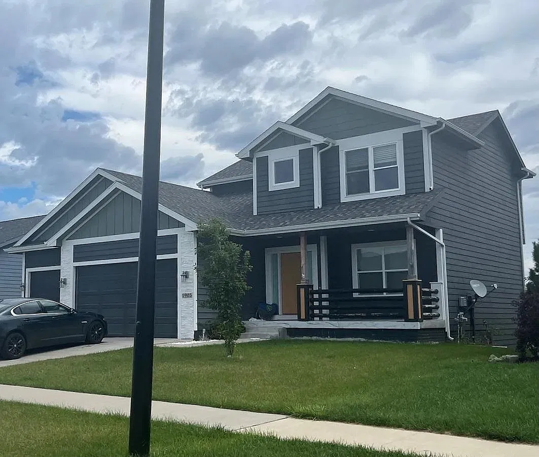3 bed, 1656 sqft, $2,299 — Photo 1
