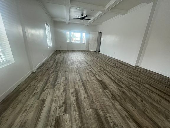 4th image of 1322 N E St APT 1