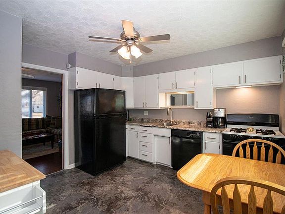 5th image of 358 Wettstein Ave