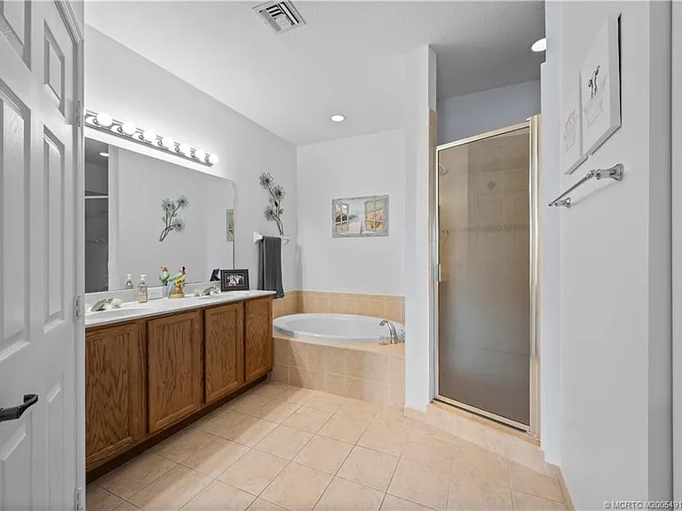 691 SW Glen Crest Way — Photo 39