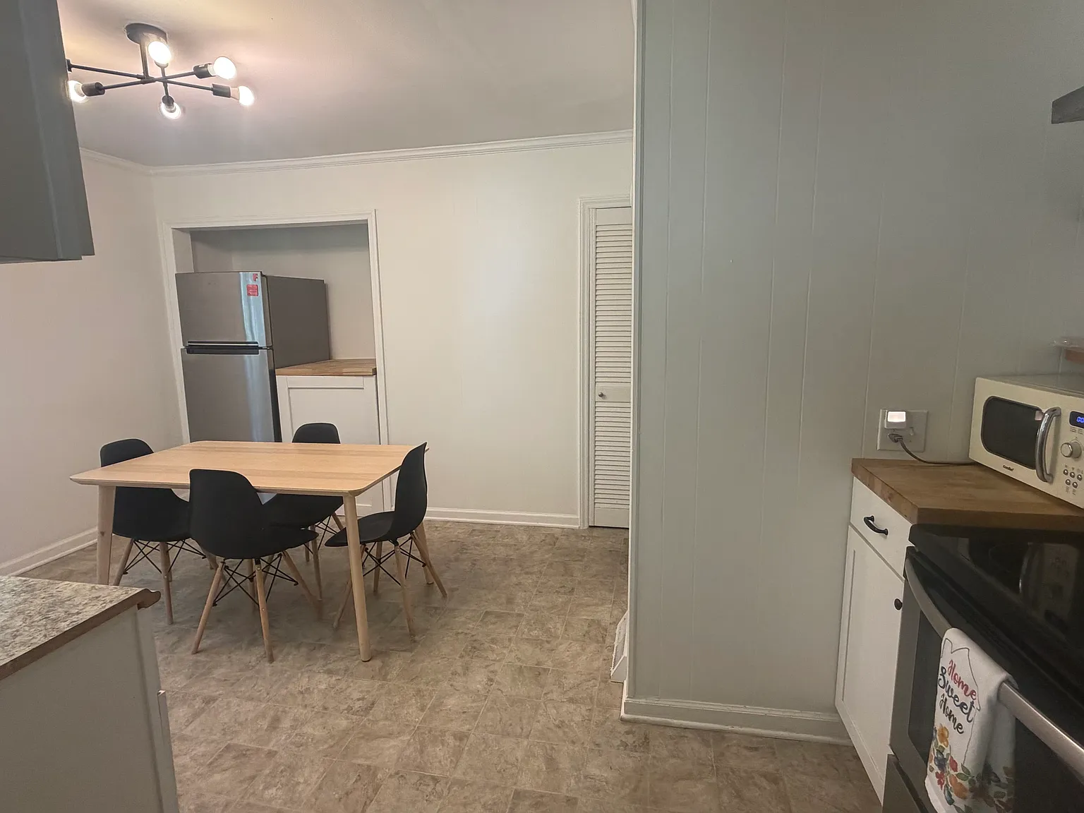 2 bed, 1178 sqft, $1,495 — Photo 3
