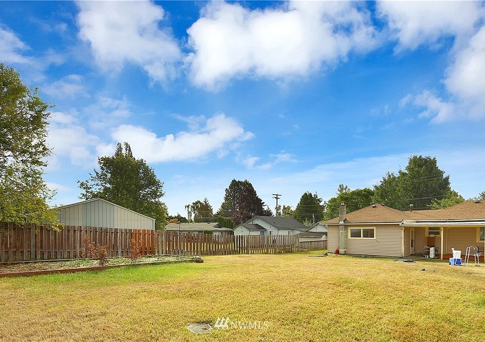 1st image of 3320 Alderwood Ave