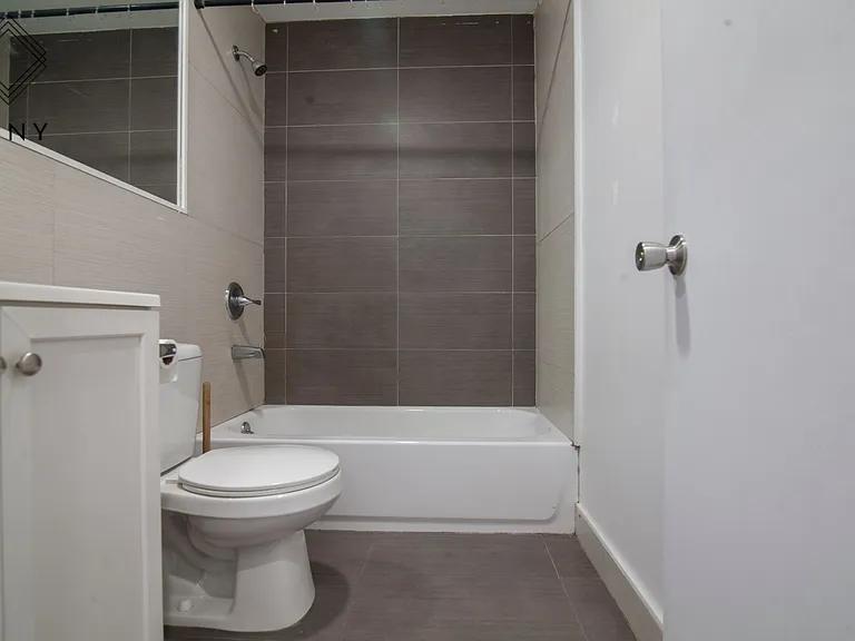 444 Lafayette Ave #3A — Photo 10