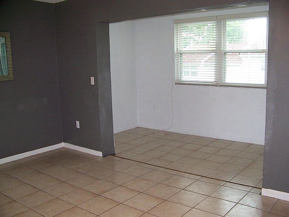 2nd image of 1103 Cypress Gardens Blvd APT 39