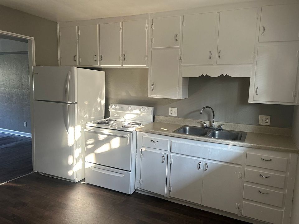 1st image of 1040 Forest Ct APT 10