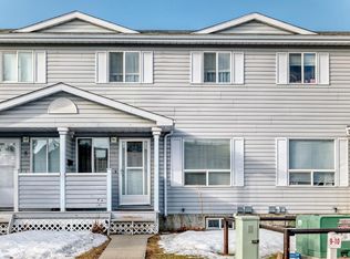 1580 Millwoods Rd E #6, Edmonton, AB T6L6W3