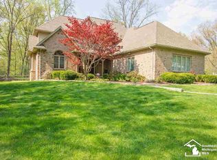 3000 Sterns Rd, Lambertville, MI 48144