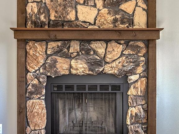 4th image of 4222 Bingham Ln
