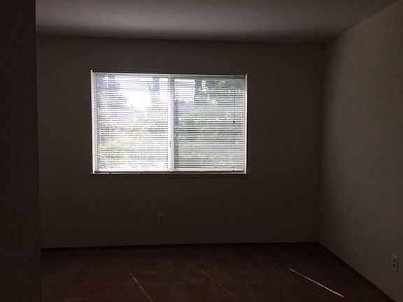 5th image of 1595-1597 Detroit Ave #7-404