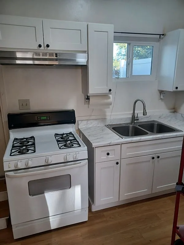 1 bed, 1.0 bath, 400 sqft, $850 — Photo 4