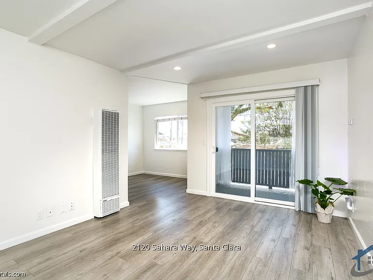 2120 Sahara Way #3 — Photo 11
