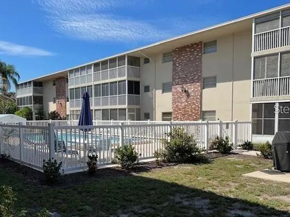 3751 S School Ave, Sarasota, FL