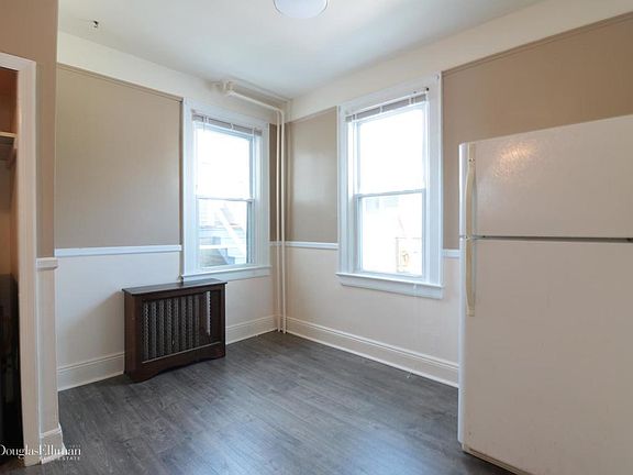4th image of 325 Beach 88 St #88