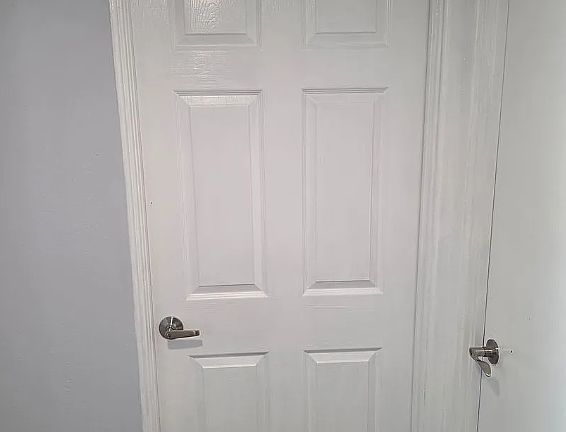 2nd image of 1004 Catherine St