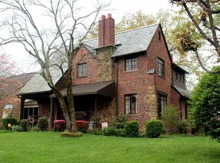 151 Woodland Dr, Huntington, WV 25705