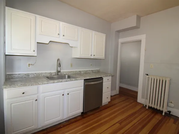 189 South Main Street, Rochester, NH 03867