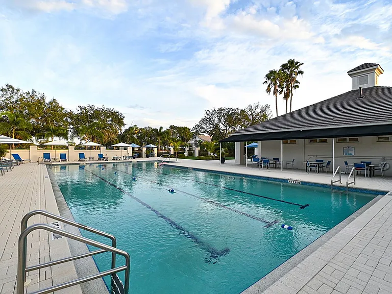 10310 Eastwood Dr — Photo 39