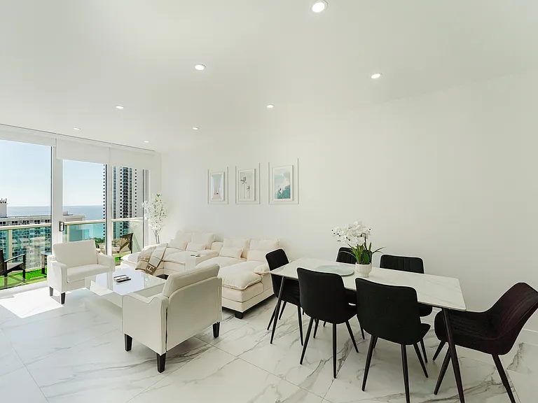 19370 Collins Ave #C — Photo 23