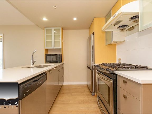 3rd image of 7080 No 3 Rd #1507