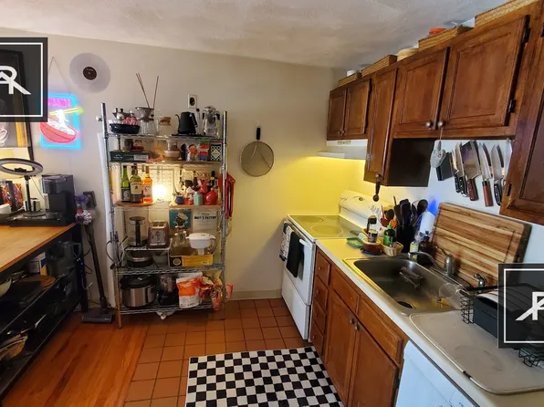 245 Kelton St, Allston, MA