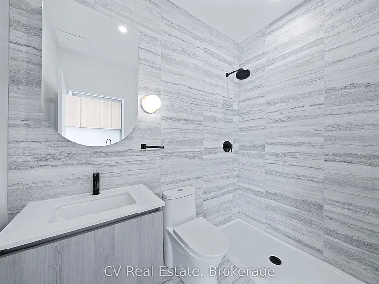 2625 Dundas St W #810 — Photo 22