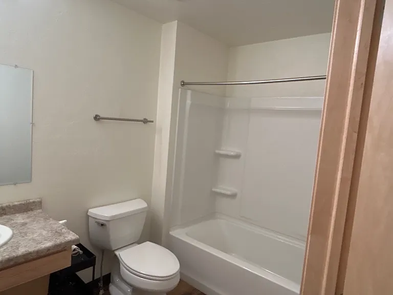 88 S Portland St — Photo 11